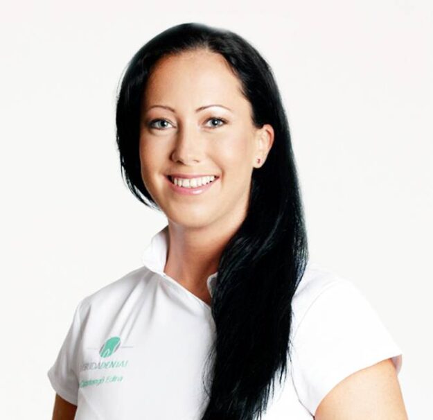 Dr. Edina Csamango
